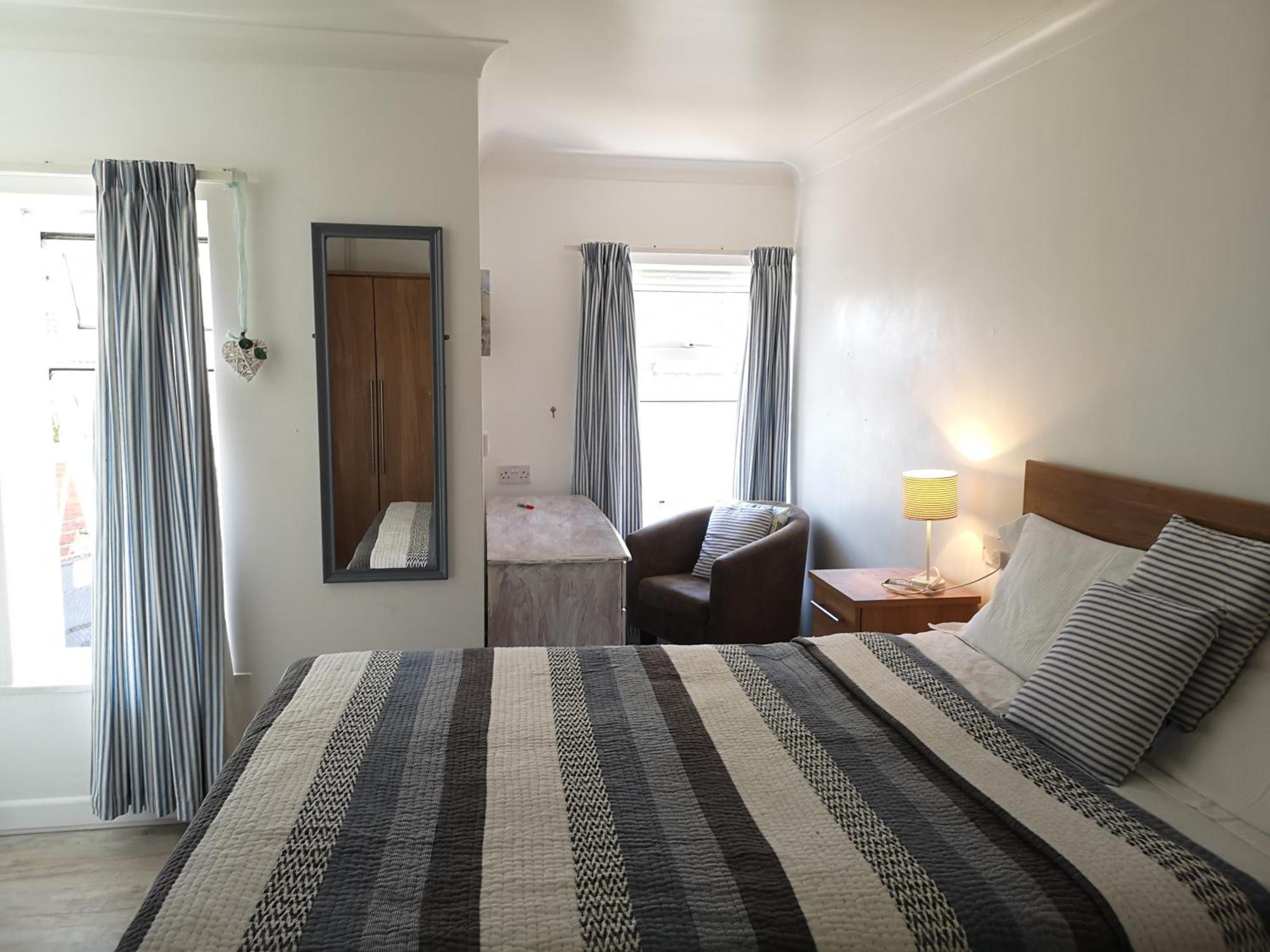 Blue Palms Hotel Bournemouth Ruang foto